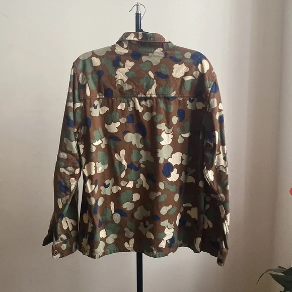 Insight button down top - Picture 4 of 4